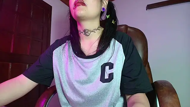 Mia_Morelli_