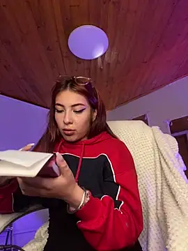 Sara_pink18