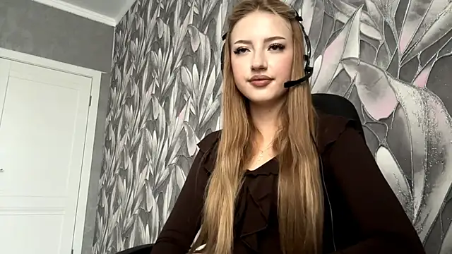 HollyCroker