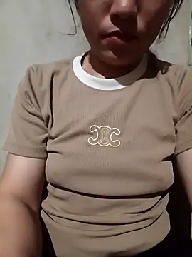yayaa-502 - YAYAA-502's free webcam