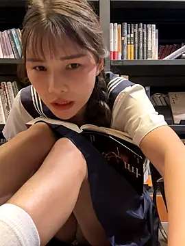 Adora188