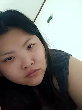 hello098712's Stripchat show and profile