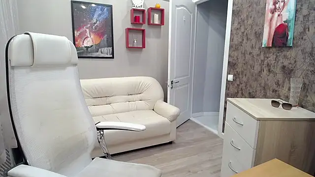 Milla_Cutie18