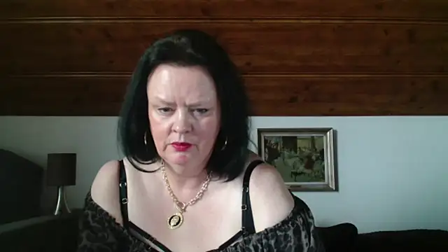 TiffanyMature