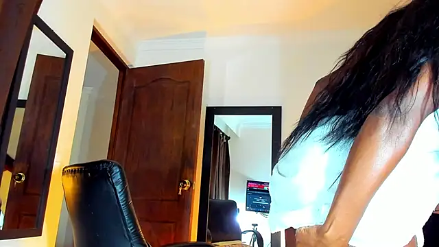 KimberlyBanks2