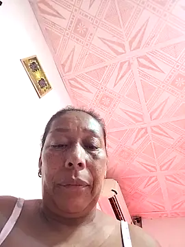 Naomi-Mature