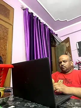 Dick_6inches_Delhi