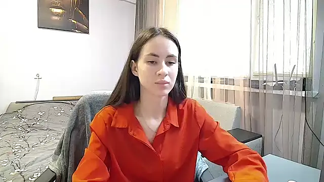 Chloe_Skims