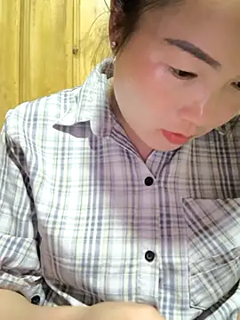 sweetlove_77 - Sweetlove_77's free webcam - UK Sex Cams