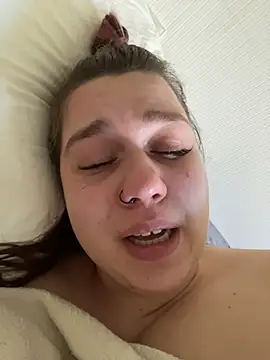 SuzieMurray - Couple Stripchat model