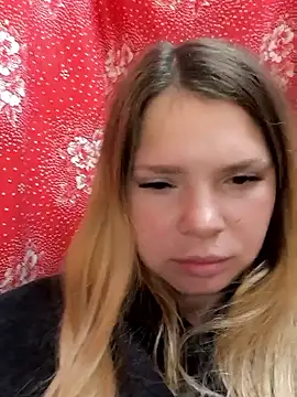  Zuli_Kiska chat room