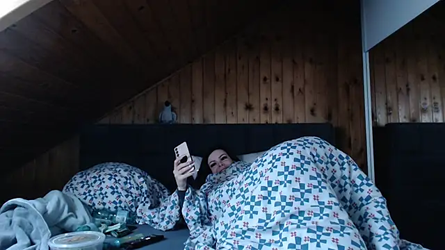 BoeseMoni1998 live cam screenshot malefemale from Germany on SexOnline.top – Live Cams, Videos, GIFs & Chat