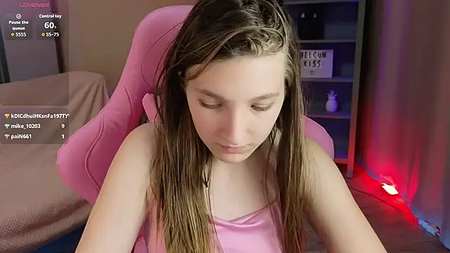 Mia_Myles