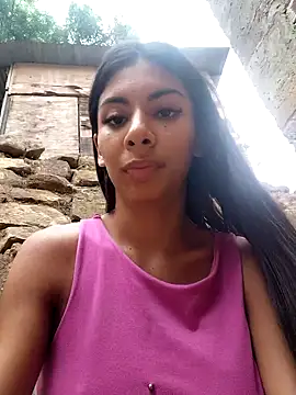chaparritahot99 - Chaparritahot99's free webcam - UK Sex Cams