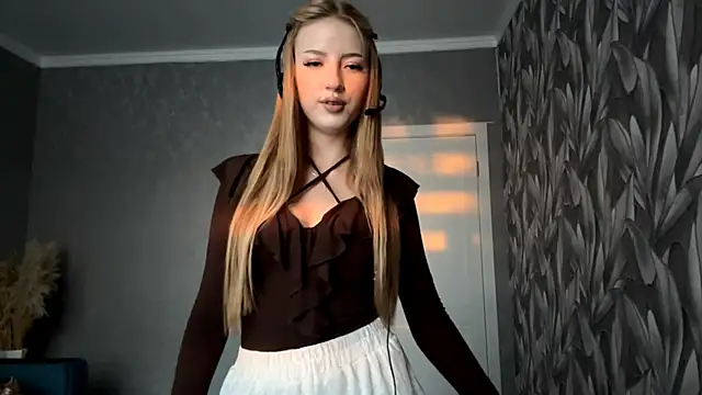 HollyCroker