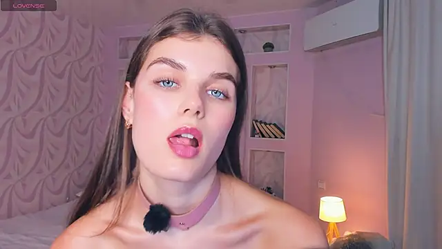 FloraDobb
