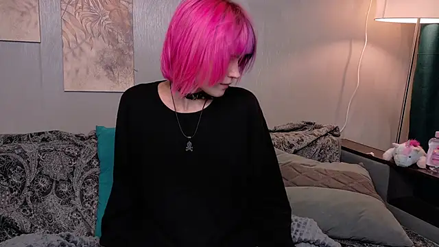  KikiMoor chat room