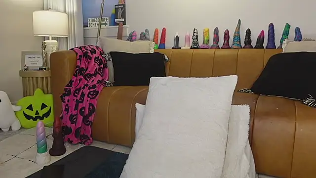 Taylorlove303 live cam