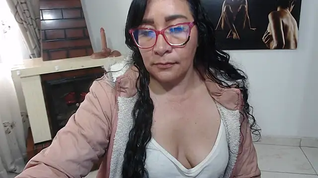 grace_mature_milf - Grace_mature_milf's free webcam - UK Sex Cams