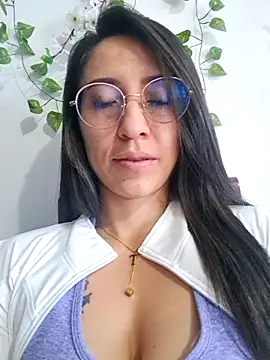 VALERY-03_ Live Webcam on Stripchat