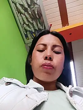 _andrea30