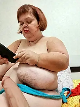 MIDGET-TITS
