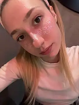 Lia__Love