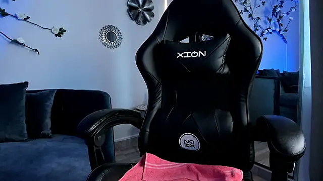 kathe_anderson___ - Kathe_anderson___'s free webcam - UK Sex Cams