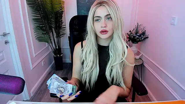 LeslieMineg