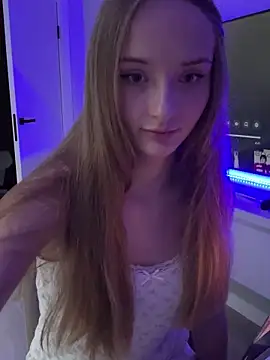 MirnaMeeow