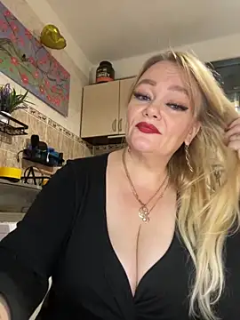 sweet-blonde - Sweet-blonde's free webcam - UK Sex Cams