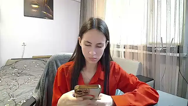 Chloe_Skims