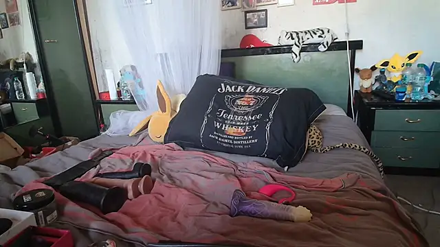 lilirose-63 - Lilirose-63's free webcam - UK Sex Cams