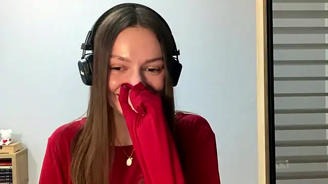 soulhiperagne_ - SoulHiperAgne_'s free webcam - UK Sex Cams