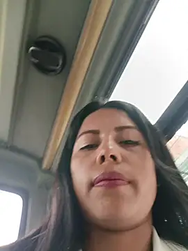 _andrea30