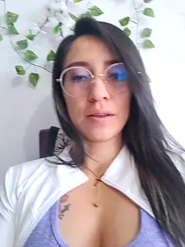 VALERY-03_ Live Webcam on Stripchat