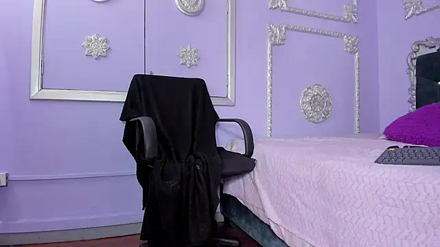 jeylee - JeyLee's free webcam - UK Sex Cams
