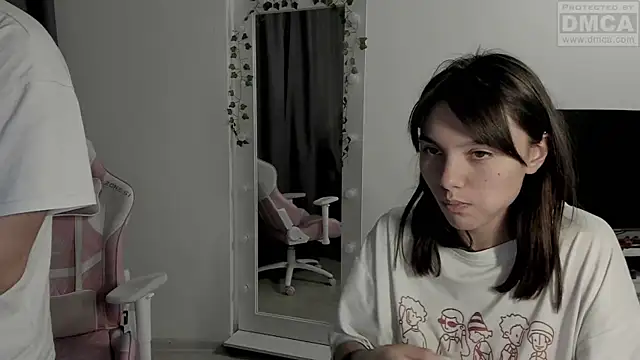 MashkaRay live cam screenshot malefemale from Russia on Bagaboante — Live Sex Chat & Cams