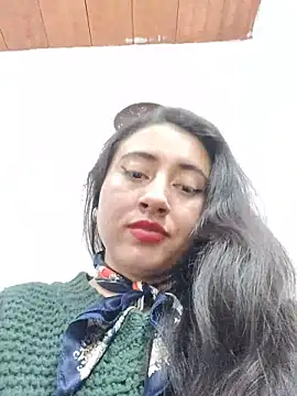 _Sarah-Office1