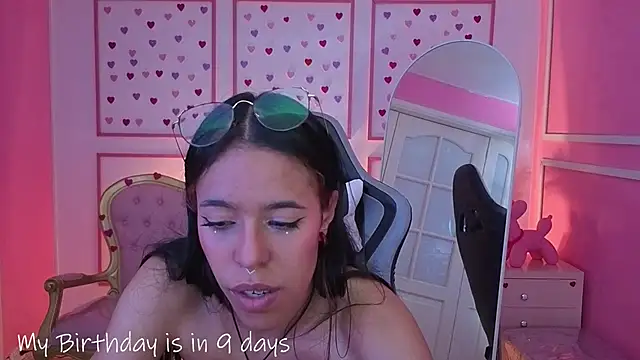 stephania_t - Stephania_t's free webcam - UK Sex Cams