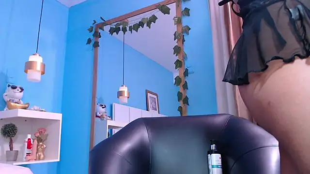 penelopebond - PenelopeBond's free webcam - UK Sex Cams