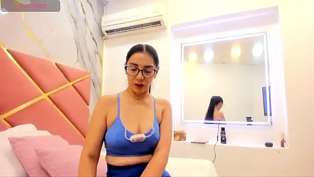 julianaa_31