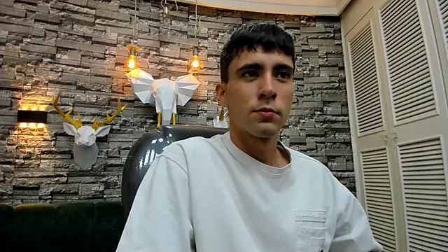 mike_whitee