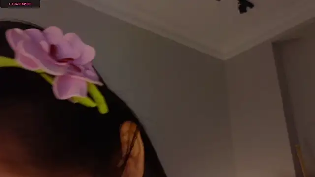 naomi_asian