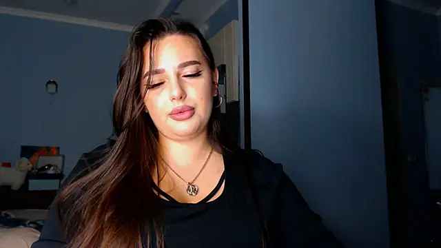 NikiWhite