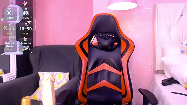 EvaaTayson