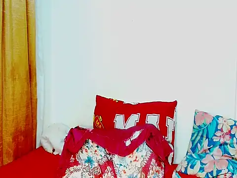 love-racheal75 - Love-Racheal75's free webcam - UK Sex Cams