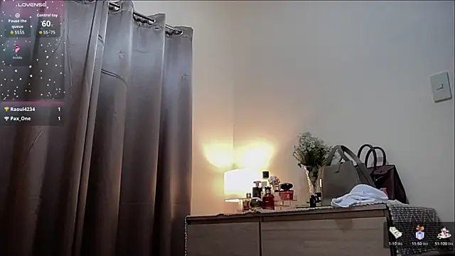 Anna_Leah