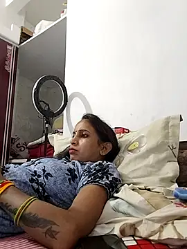 Hotty-Nidhi
