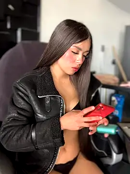  Linda_LS chat room